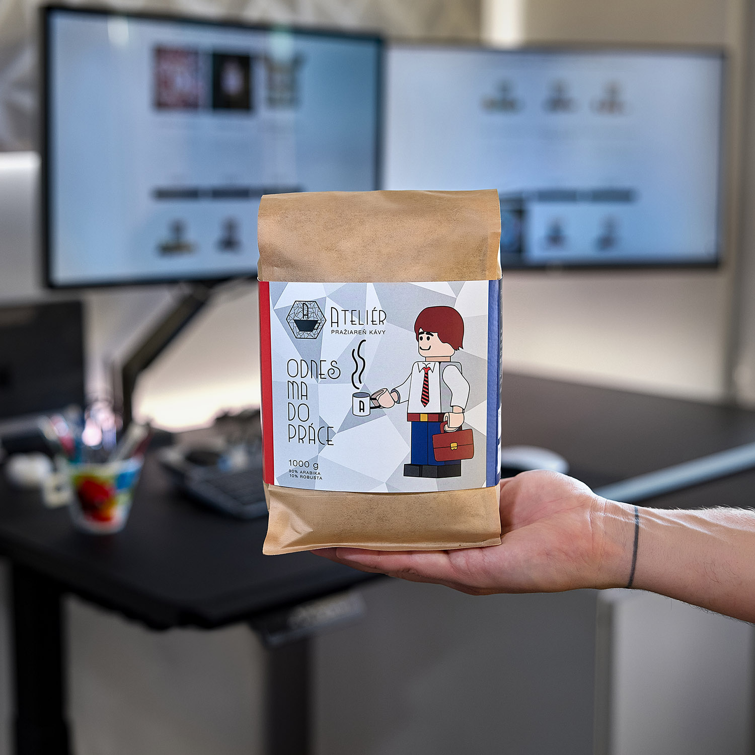 250228 170117 16 pod mmisovic studio b 2525e